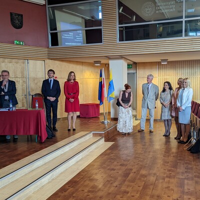 Publiczna dyskusja nad dysertacją