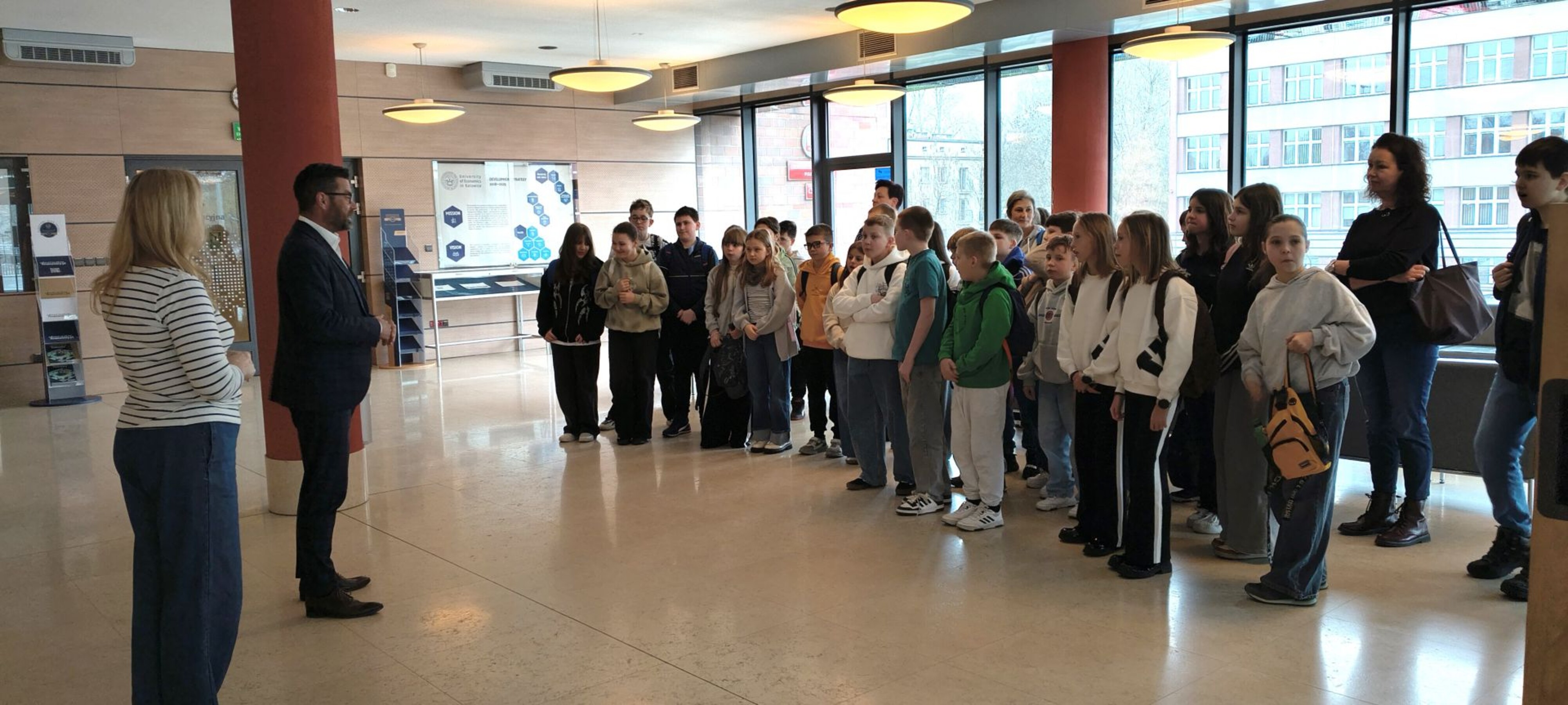 30 03 2026 Wycieczka dzieci Zabrzeg 02