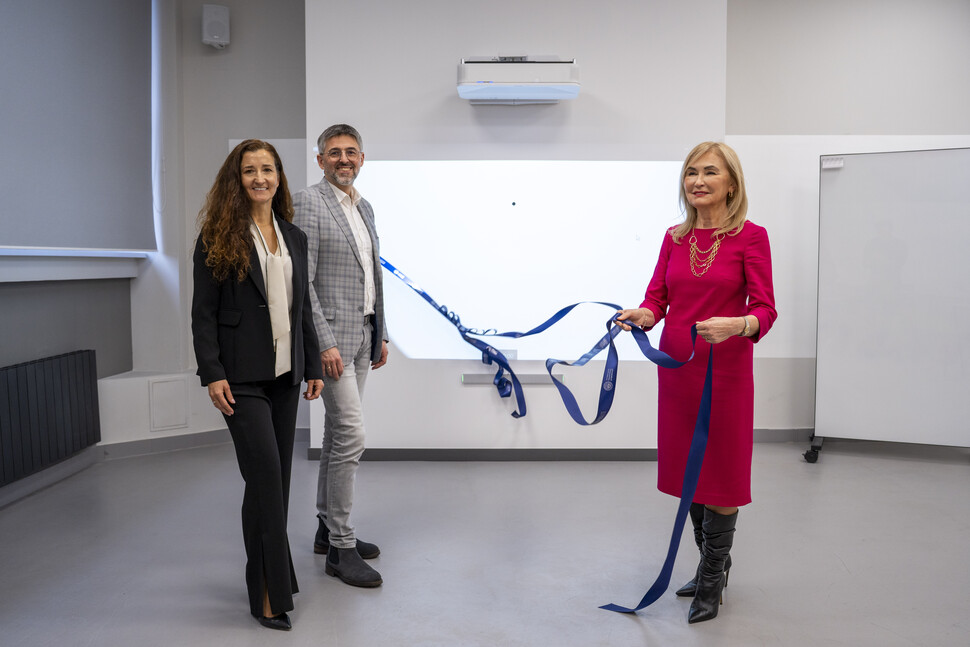 zdjęcie wykonane podczas odsłonięcia teleportera 