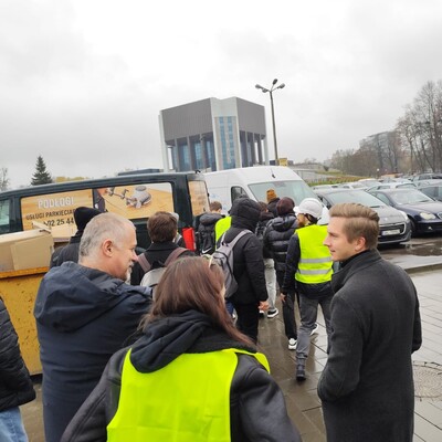Zajęcia terenowe Apartamenty Belg - w tle Biblioteka Śląska