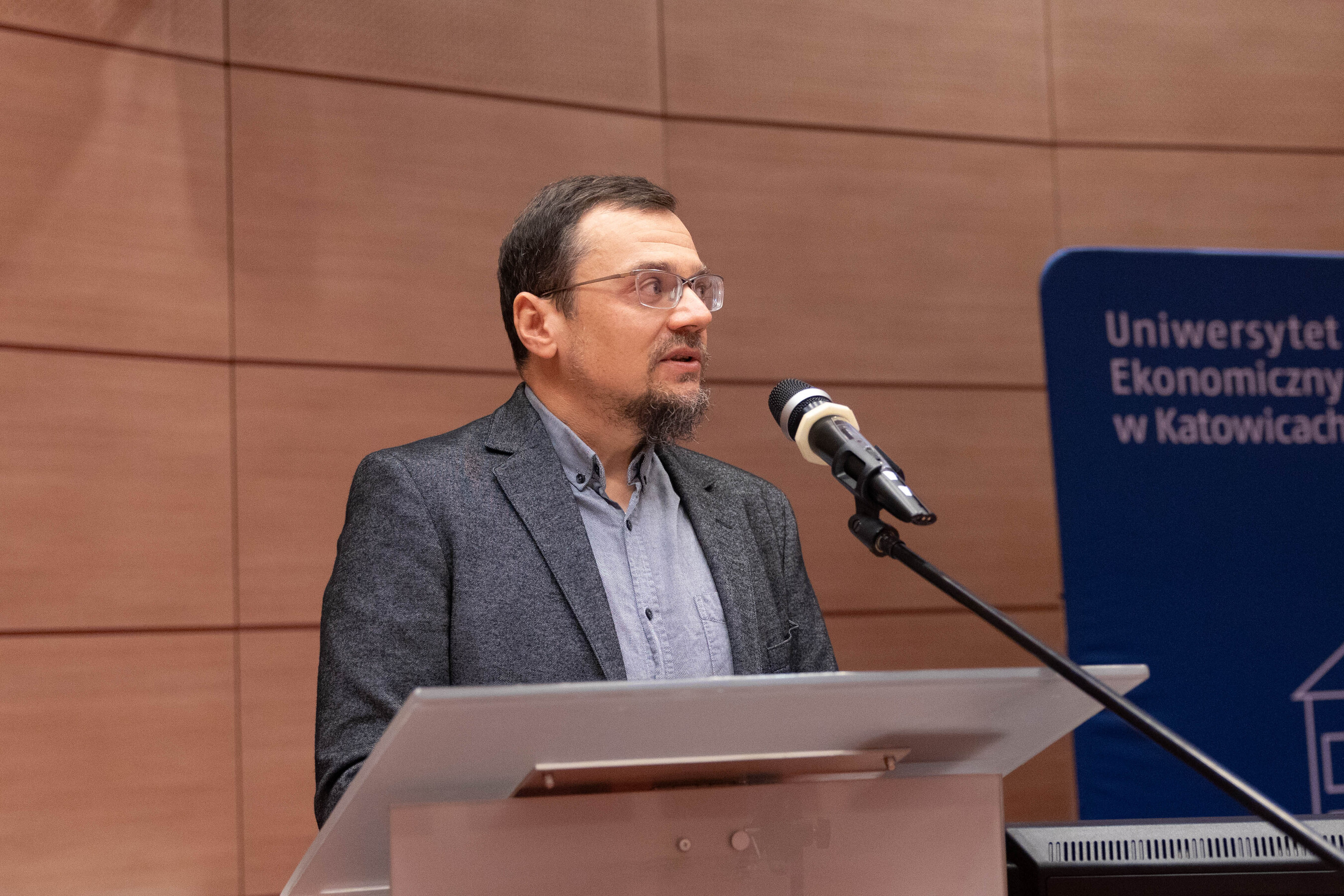 Bezpieczeństwo informacji w organizacji i jej zasobów 26 11 2025-9