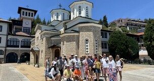 group photo of Song and Dance Ensemble "Silesianie"  in traditional costumes