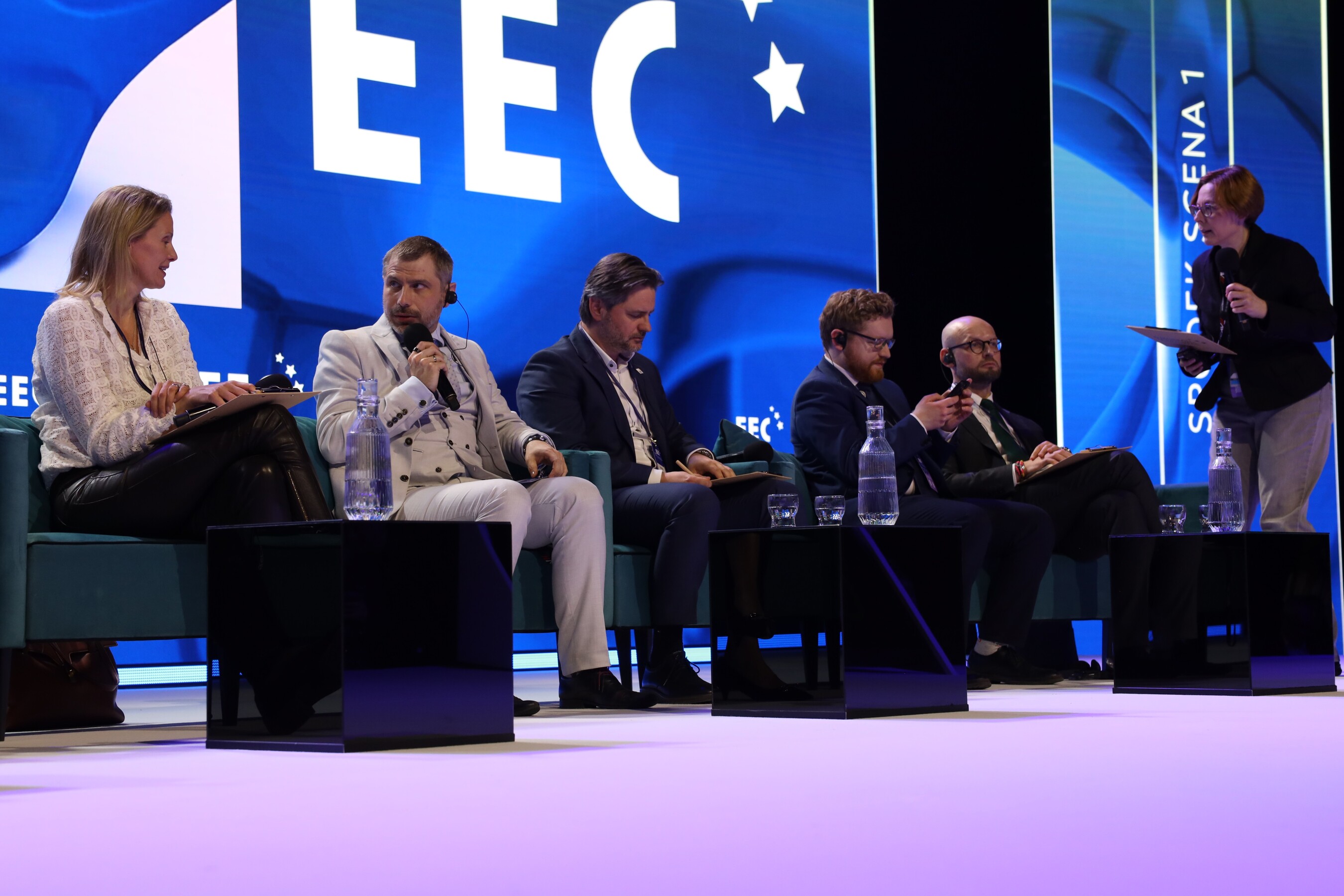 22 04 2026 EKG  43 1   2 