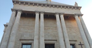 Zdjęcie archikatedry w Katowicach