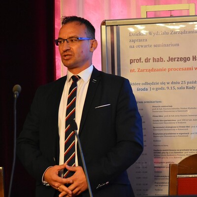 Relacja z seminarium prof. Jerzego Hausnera