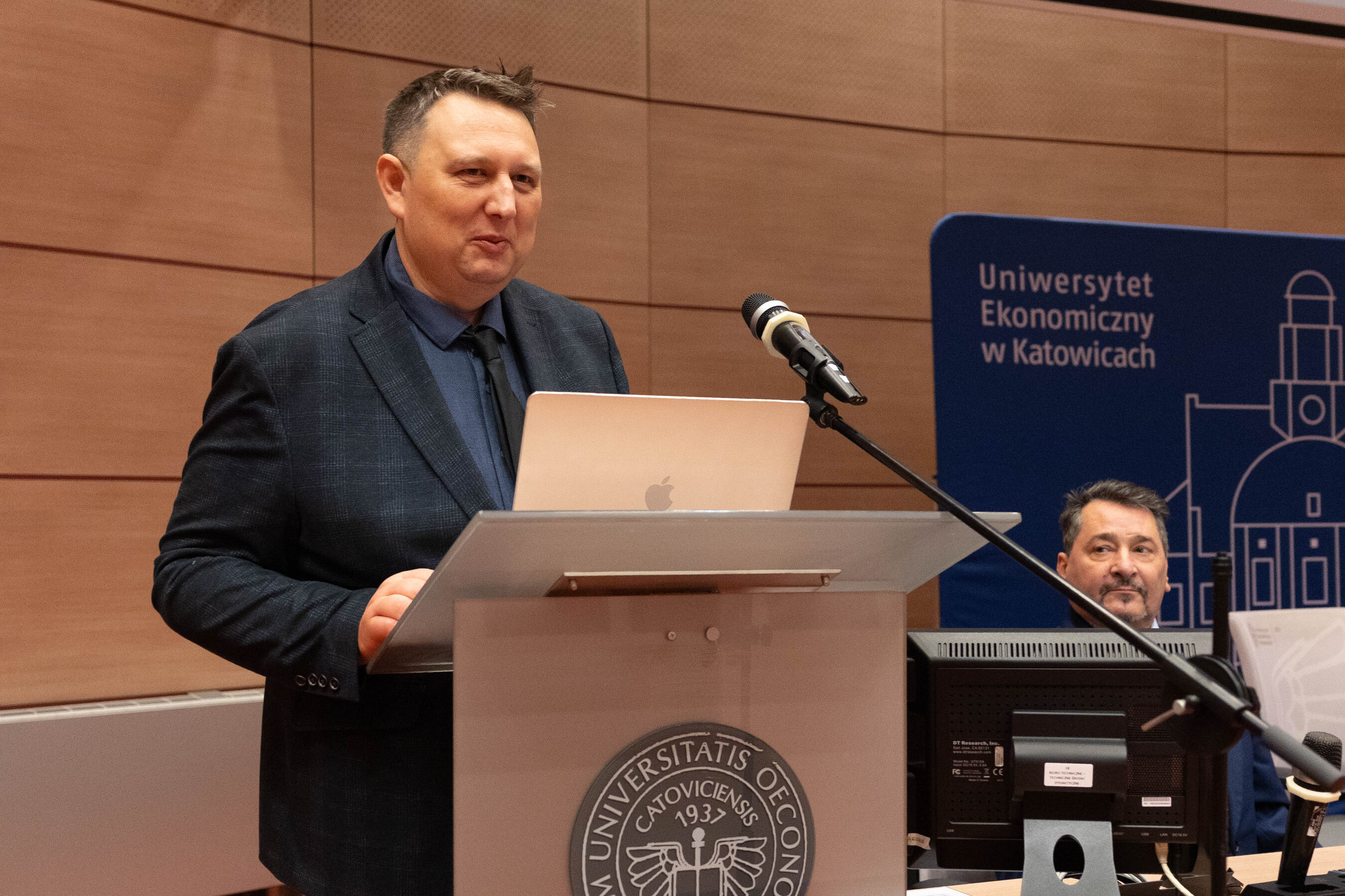 Bezpieczeństwo informacji w organizacji i jej zasobów 26 11 2025-15