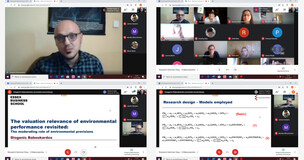 Obrazek przedstawia zdjęcia z wykładu online, widnieją na nich uczestnicy oraz prowadzący.