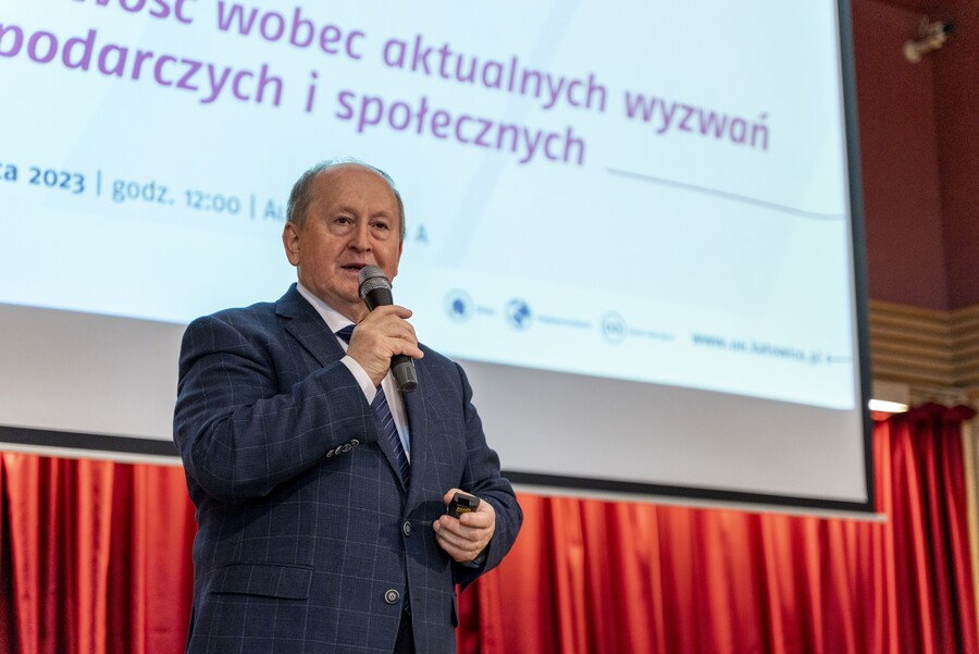  Krzysztof Pietraszkiewicz
