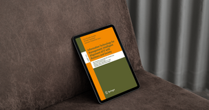 tablet wyświetlający okładkę publikacji