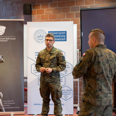 Spotkanie z przedstawicielami Wojskowego Centrum Rekrutacji w Katowicach