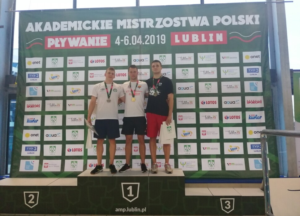 Pływacy UE Katowice zdobywają medale AMP
