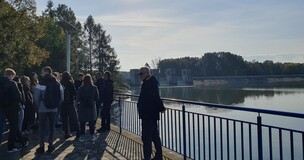 studenci podczas wycieczki