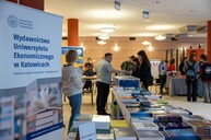 stoiska promocyjne Wydawnictwa UE Katowice