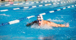 Michał Tomaszowski w wodzie