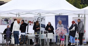 Zdjęcie osób obecnych na pikniku