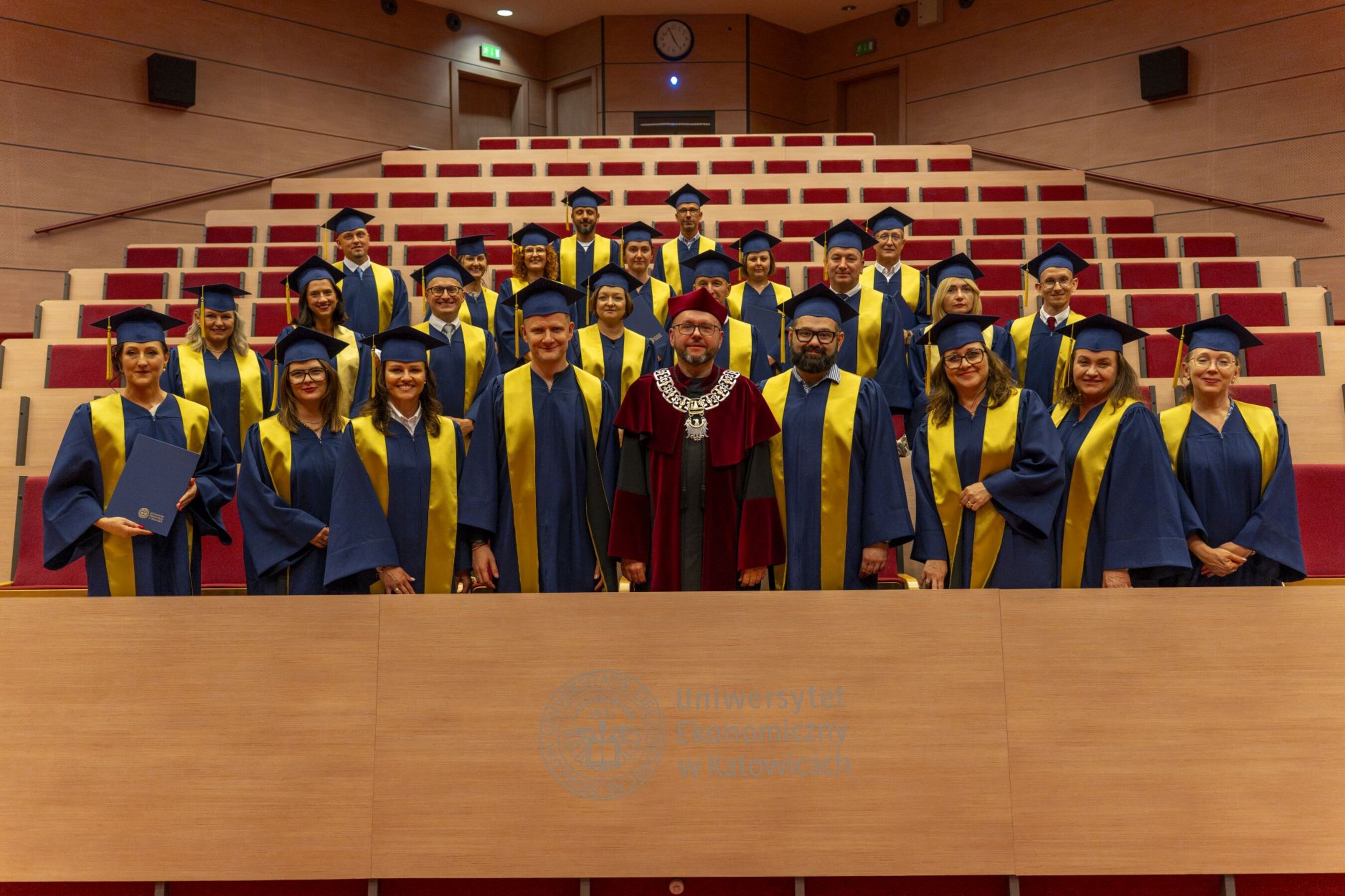 2026-06-26-MBA-Graduacja 132