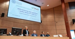 Prorektor ds. Nauki i Rozwoju Kadry Akademickiej - prof. dr hab. Maciej Nowak, Dziekan Wydziału Informatyki i Komunikacji - prof. dr hab. Jerzy Gołuchowski, Prezydent-elekt International Federation of Classification Societies - prof. dr hab. Krzysztof Jajuga oraz Vice-Prezes Polskiego Towarzystwa Statystycznego - prof. dr hab. Grażyna Trzpiot.