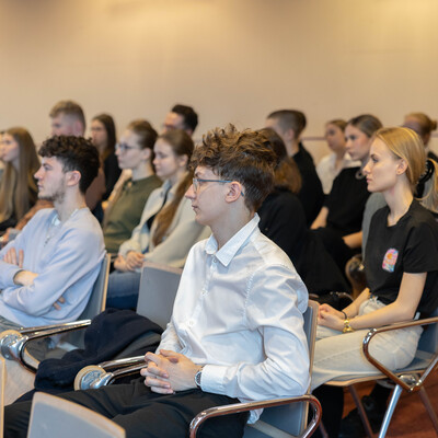 zdjęcie przedstawia szkolenie w ramach 51. Akademii Kariery