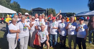 zdjęcie grupowe przedstawicieli UETW