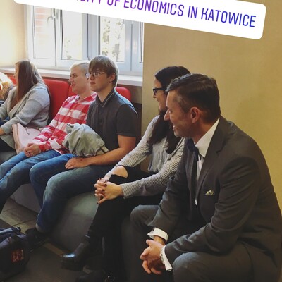 Otwarcie na UE Katowice strefy studenckiej od Google - Internetowych Rewolucji