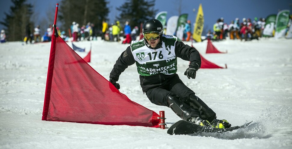AMP w snowboardzie z udziałem UE Katowice