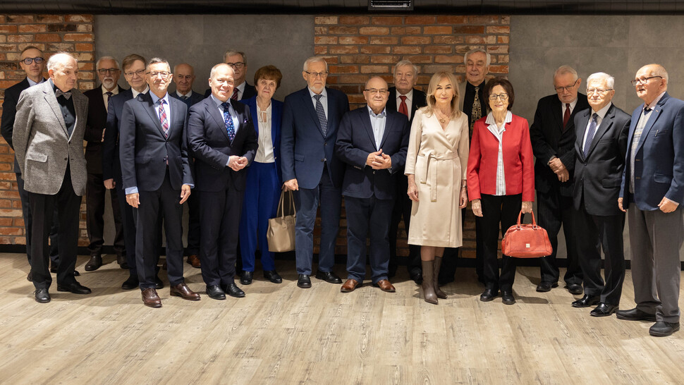 Zdjęcie grupowe wykonane podczas spotkania 