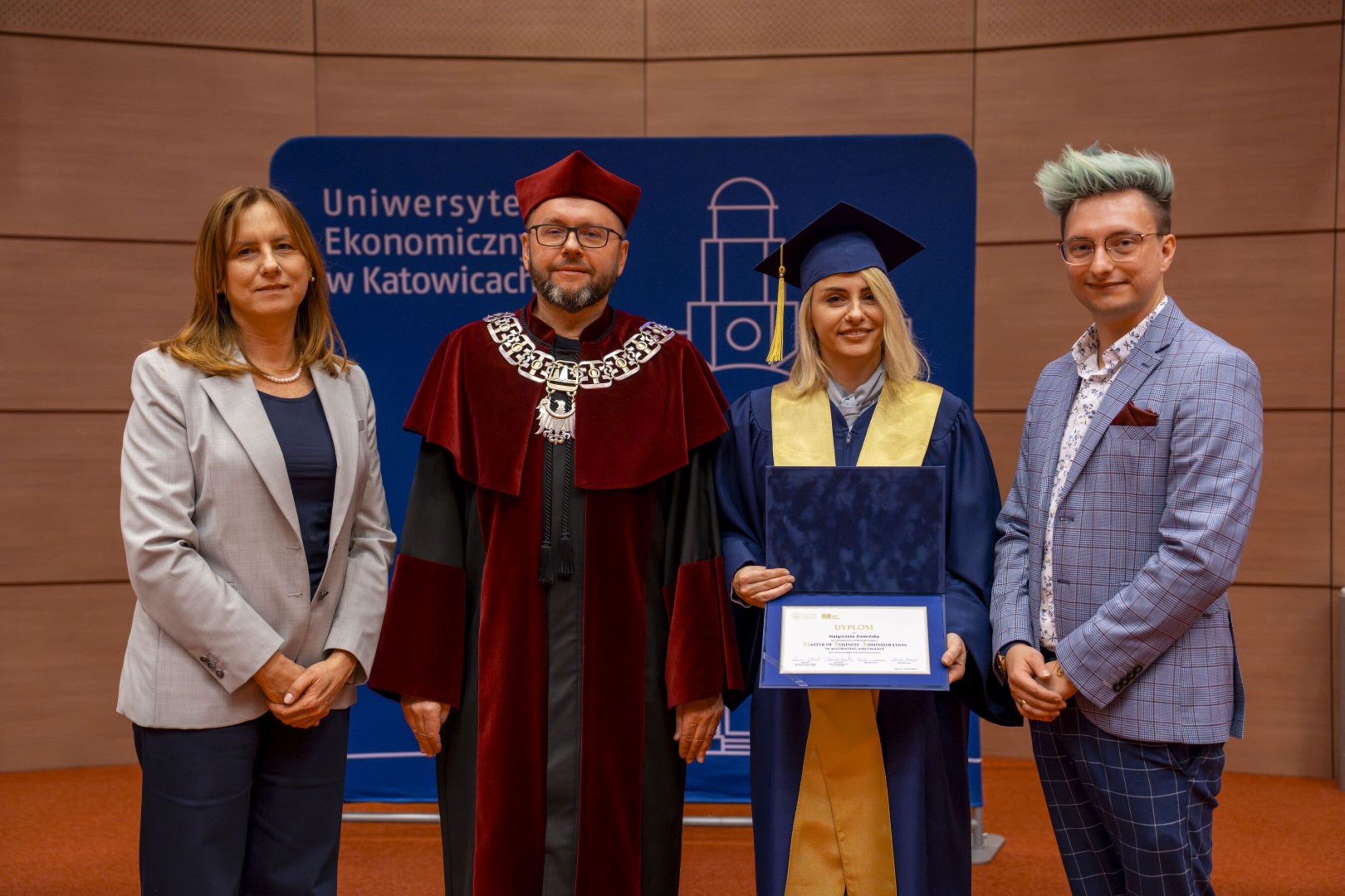 14-03-26 MBA-Graduacja 46