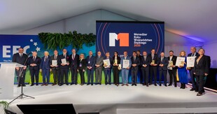 zdjęcie grupowe uczestników wydarzenia