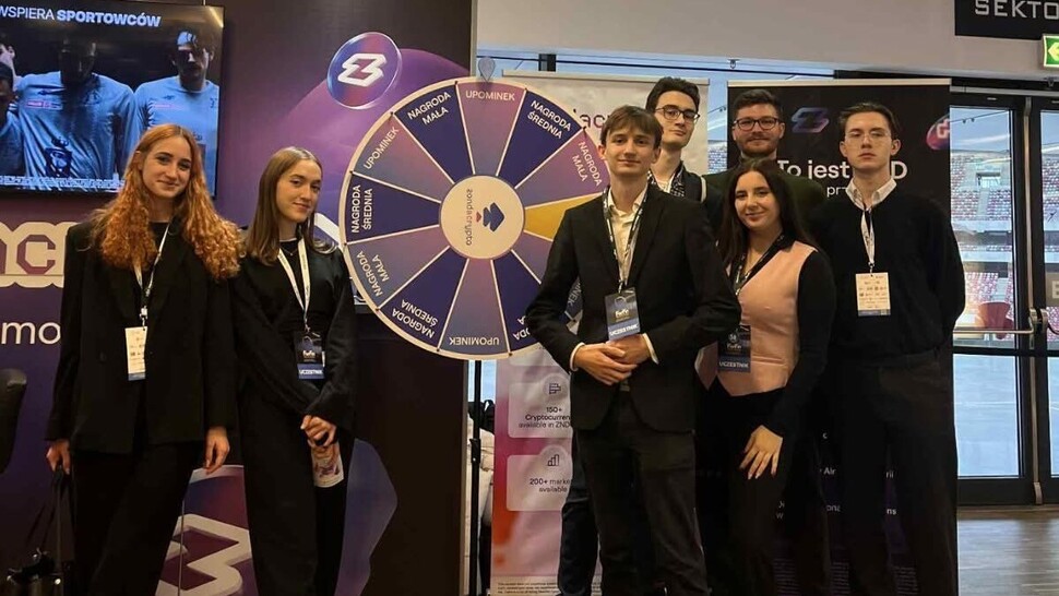 zdjęcie grupowe studentów Koła