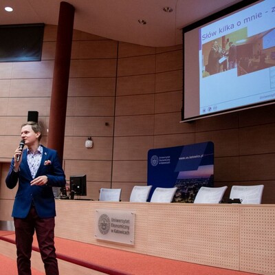 Wznawiamy "Wycieczki Uniwersyteckie"