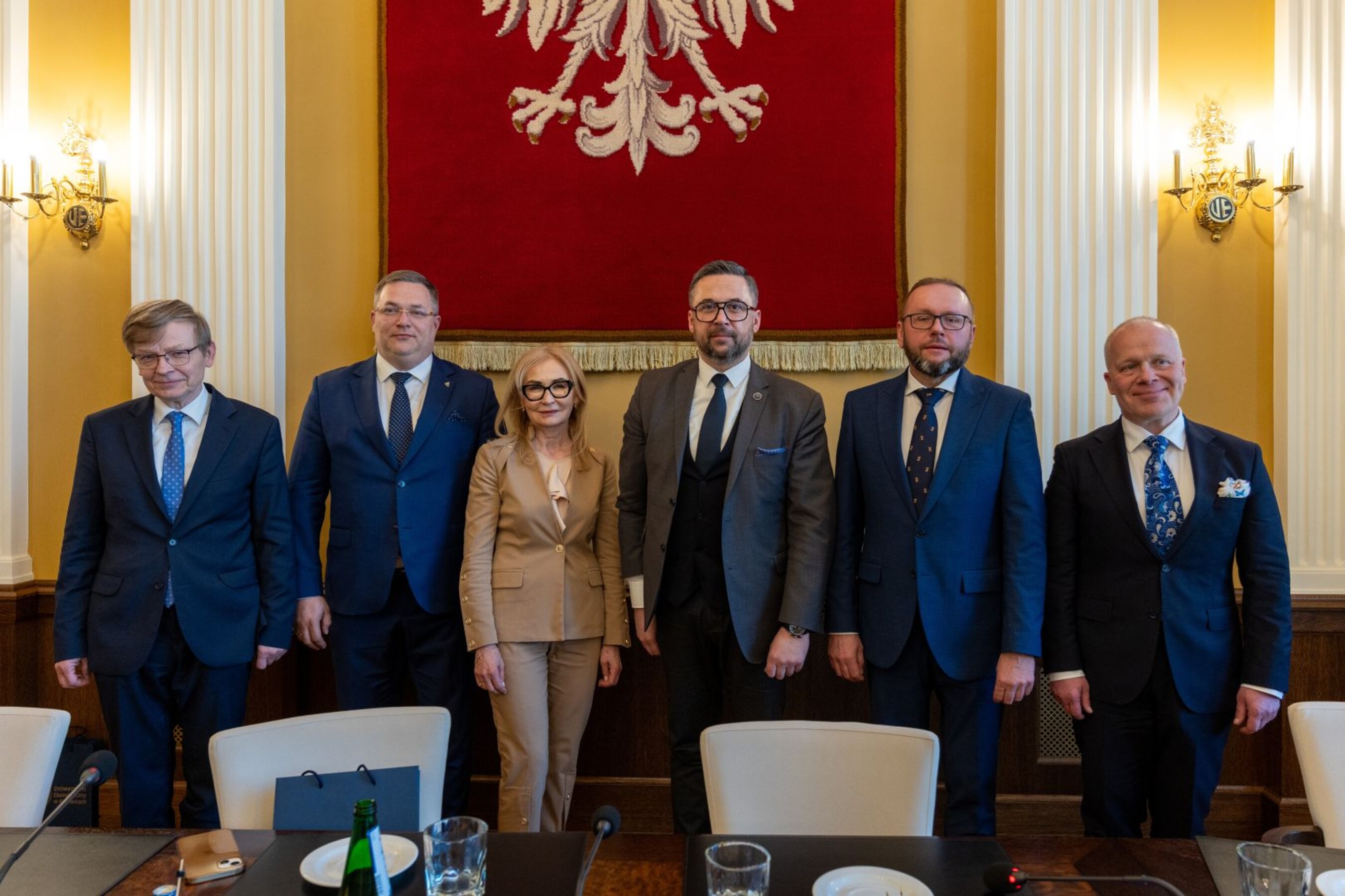 23 04 2026 Minister UEKat  73 