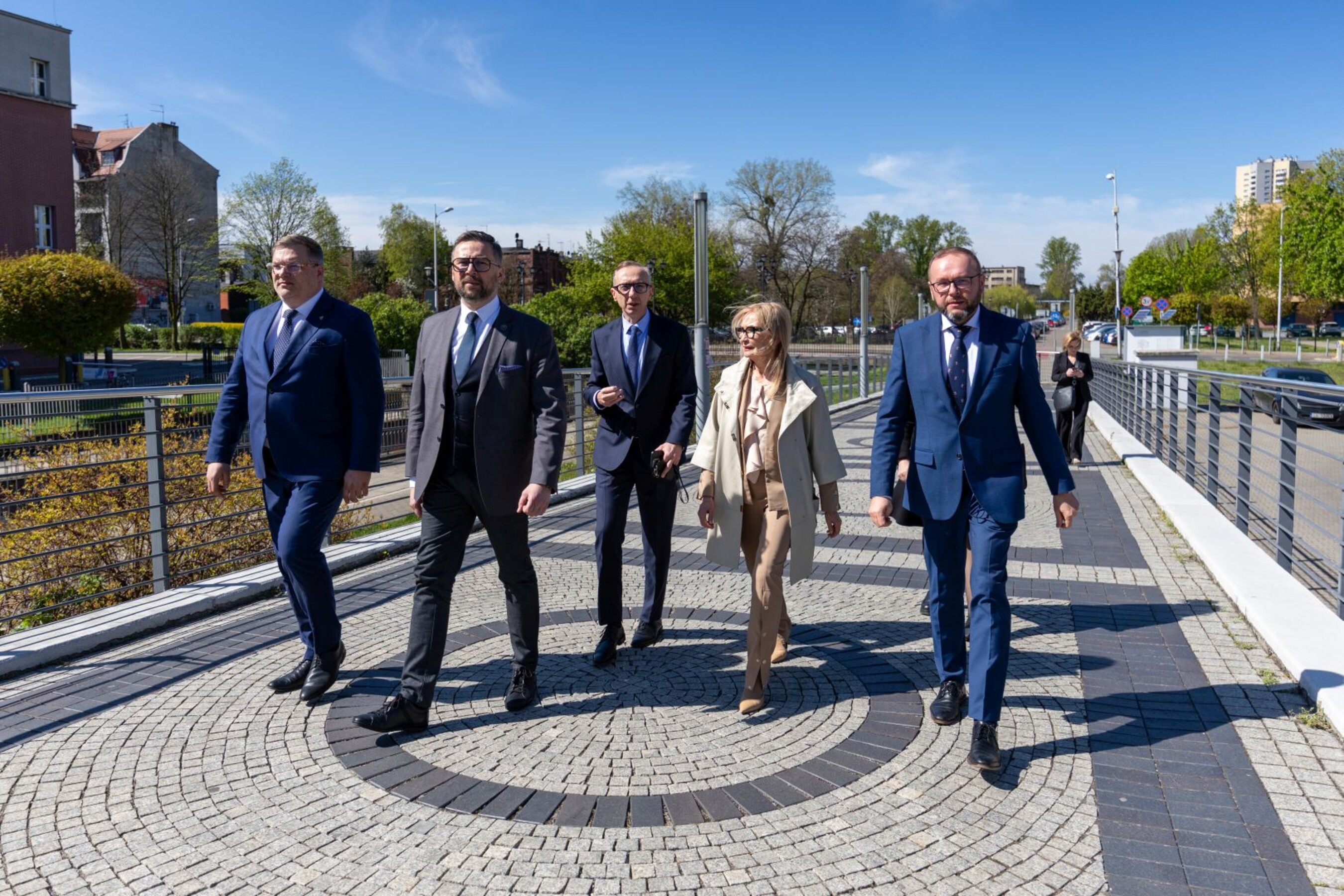 23 04 2026 Minister UEKat  10 