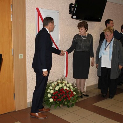 Uroczyste odsłonięcie tablicy poświęconej prof. Marianowi Sołtysikowi