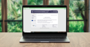 laptop wyświetlający stronę USOS UE Katowice