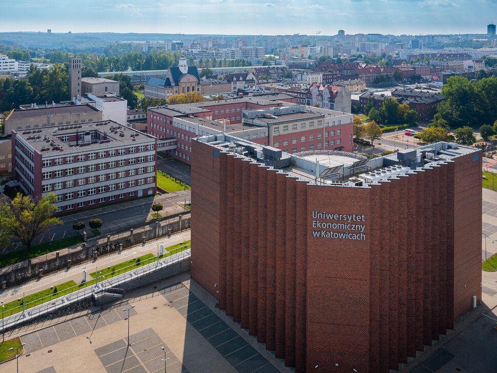 zdjęcie uniwersytetu
