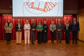 osoby, które otrzymały złoty medal