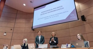 JM Rektor witająca zgromadzonych uczestników konferencji w ramach LXIV Zjazdu Forum Uczelni Ekonomicznych