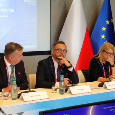 zdjęcie wykonane podczas debaty