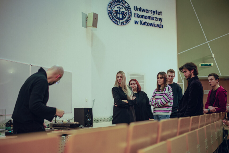 studenci podczas zajęć