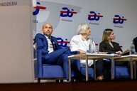 dr Borys Budka oraz Minister dr hab. Marzena Czarnecka, prof. UE podczas sesji