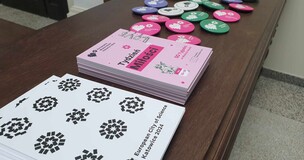 pocztówki logowane Miastem Nauki i Tygodniem Milości