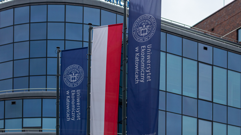 flaga Polski oraz UE Katowice