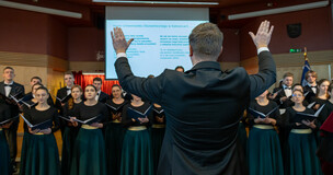 chór podczas święta uczelni