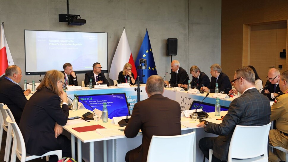 zdjęcie wykonane podczas debaty