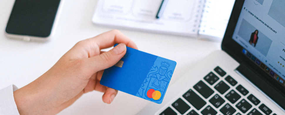 Prof. Janina Harasim po raz trzeci wśród najbardziej wpływowych kobiet  branży płatniczej w Polsce