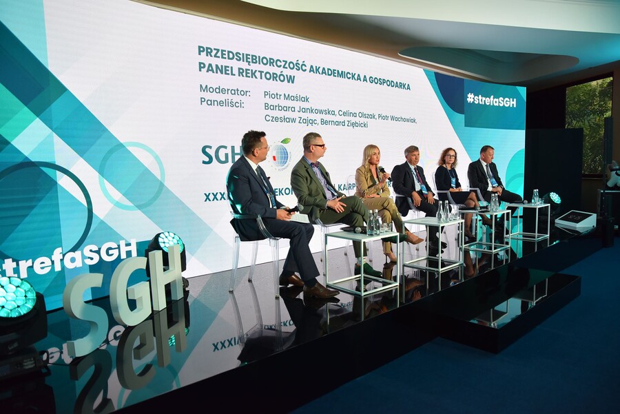 zdjęcie wykonane podczas panelu z udziałem JM Rektor 