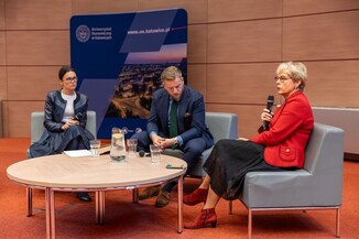 debate, - The many shades of belonging and commitment