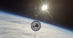 naklejka EMNK w stratosferze