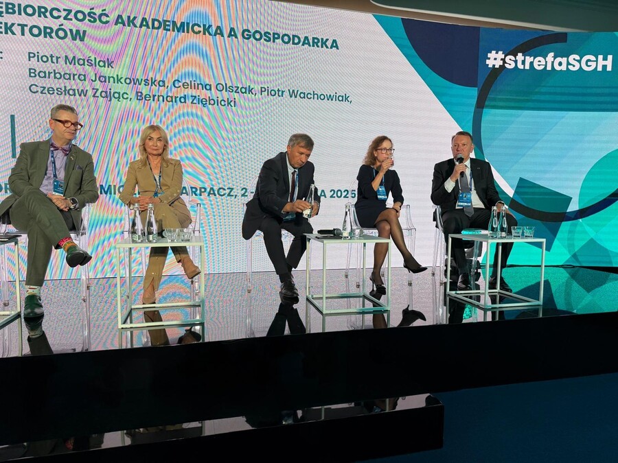 zdjęcie wykonane podczas wydarzenia z udziałem JM Rektor 