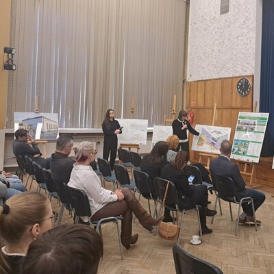 Studenci Politechniki Śląskiej podczas prezentacji swoich prac